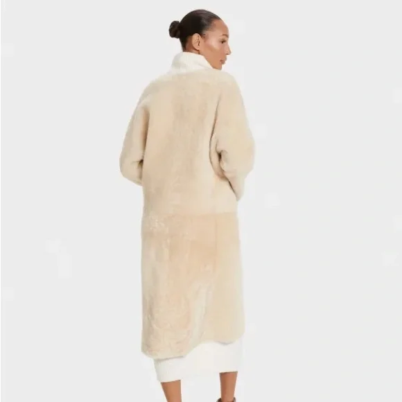 UGG Remy Reversible Shearling Coat 100% Genuine Lamb Shearling - Picture 3 of 15